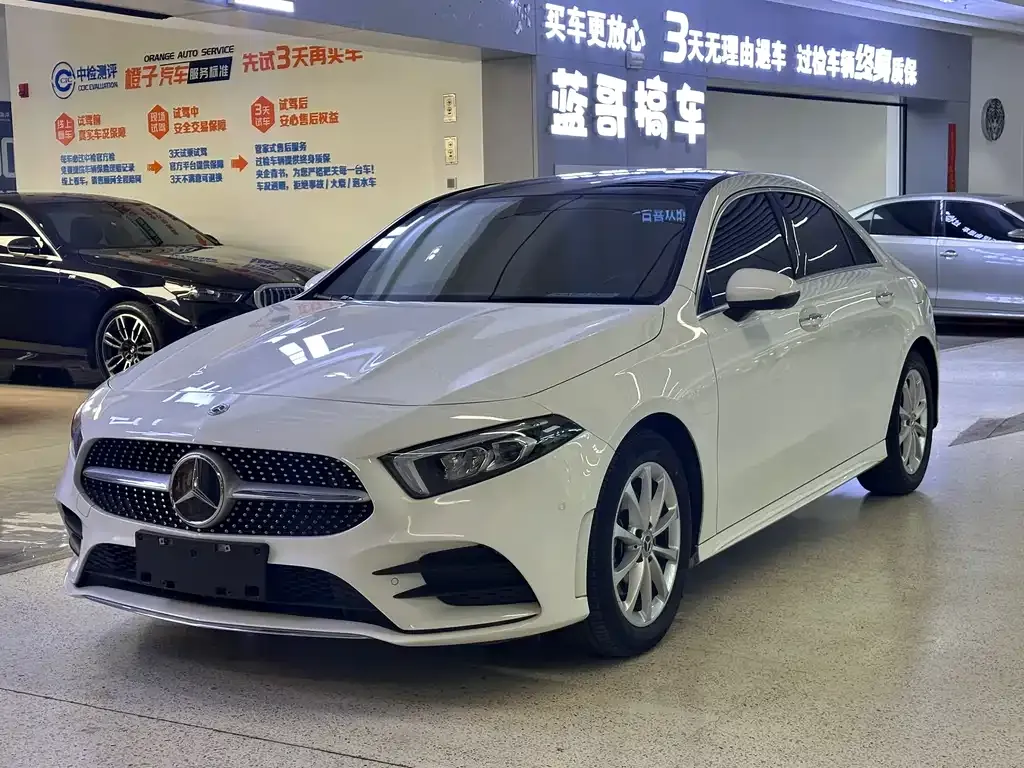 Mercedes-Benz A-Class — фото 1
