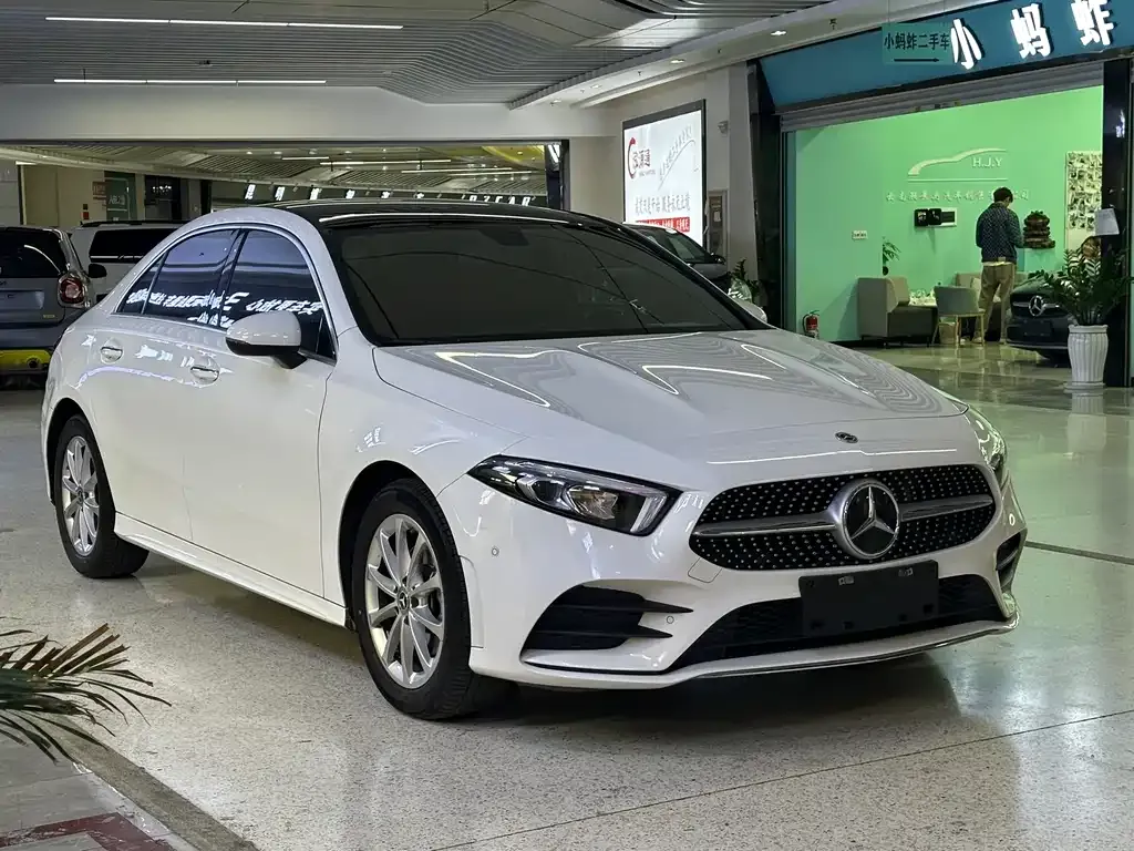 Mercedes-Benz A-Class — фото 3