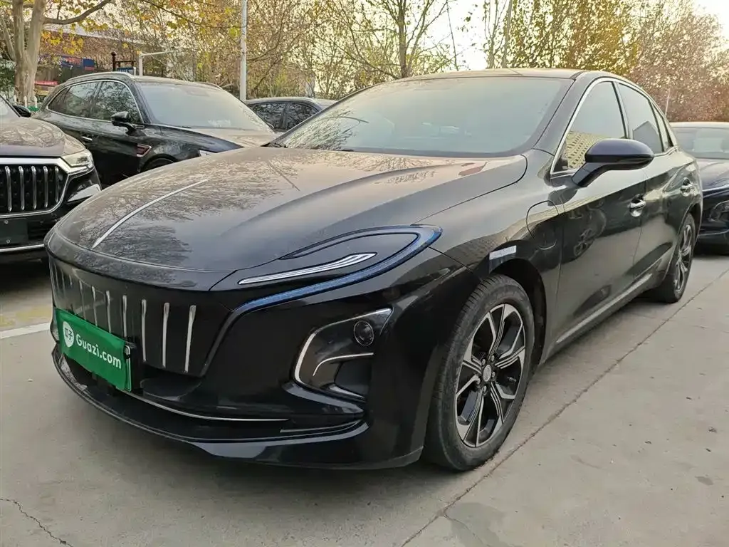Hongqi E-QM5 — фото 2