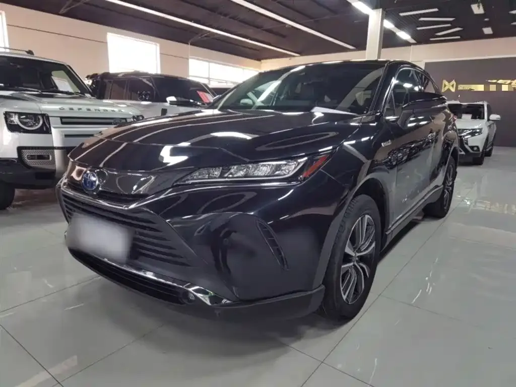 Toyota Harrier — фото 2