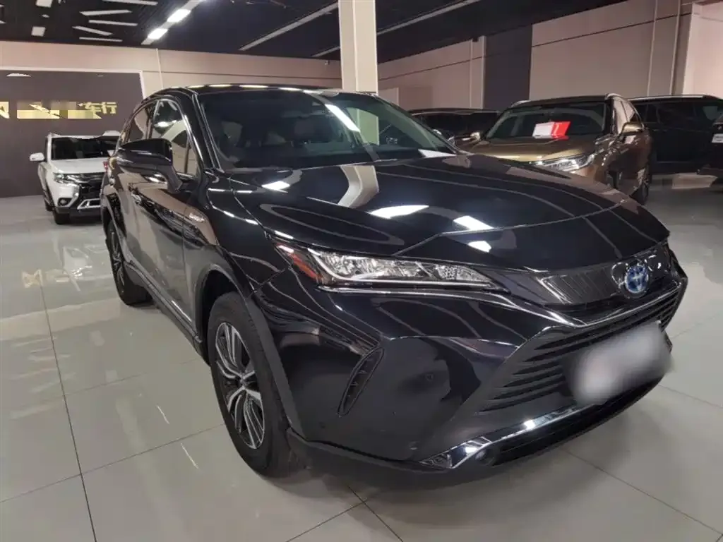 Toyota Harrier — фото 4