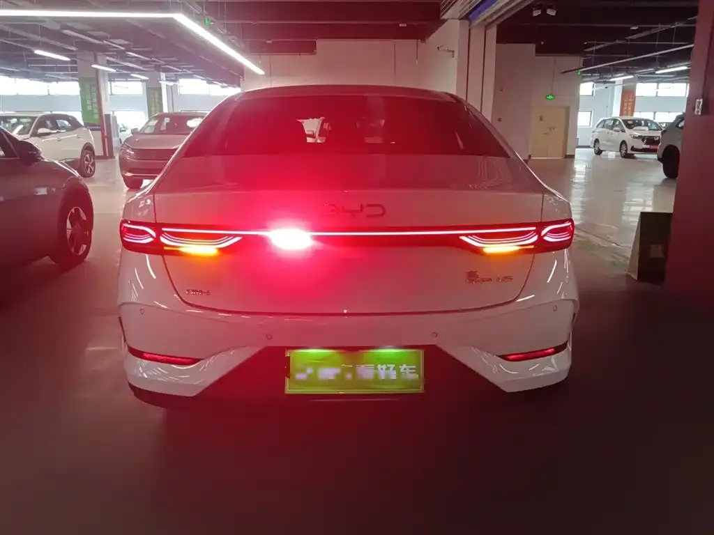 BYD Qin PLUS — фото 6