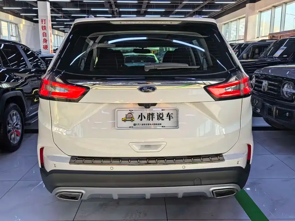 Ford Edge — фото 5
