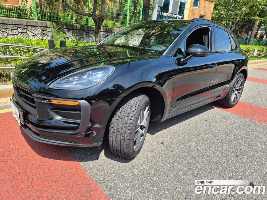 Porsche Macan — фото 1