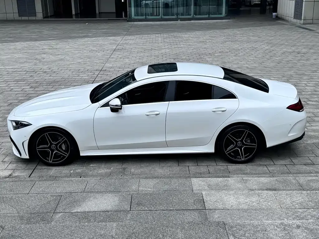 Mercedes-Benz CLS — фото 2