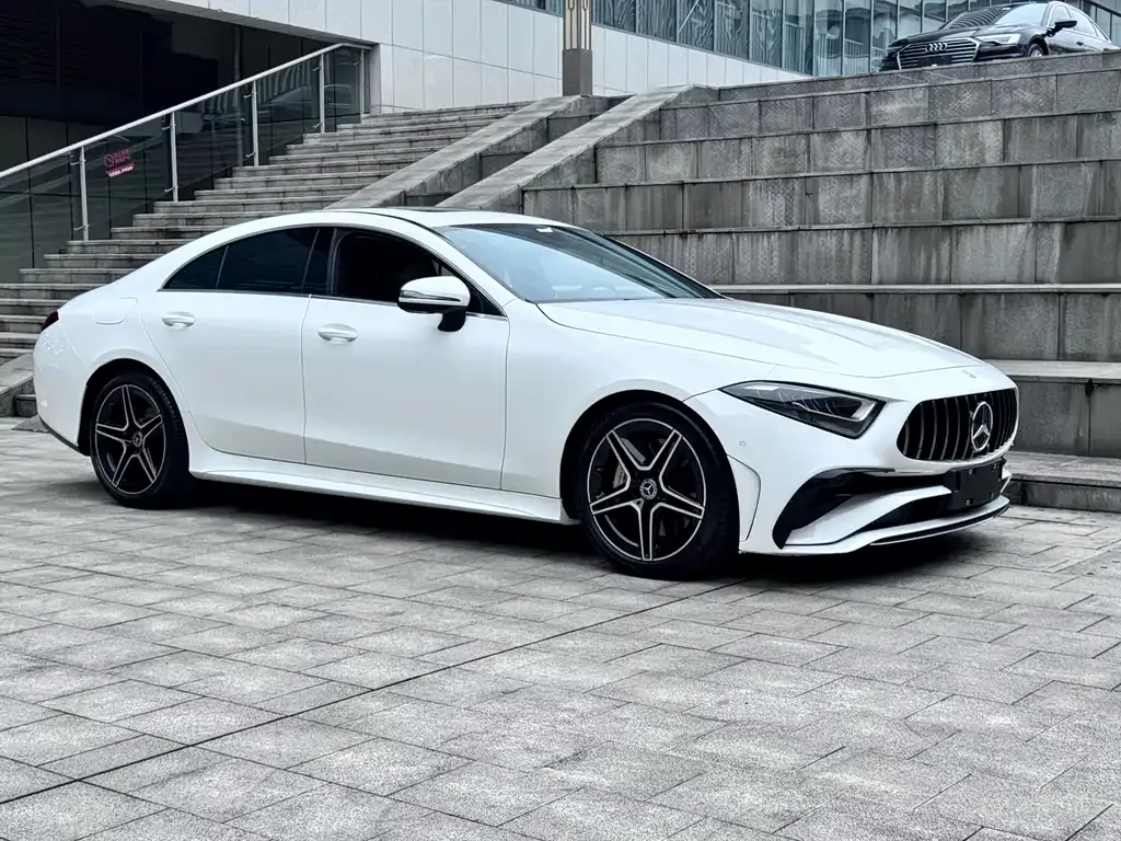 Mercedes-Benz CLS — фото 4