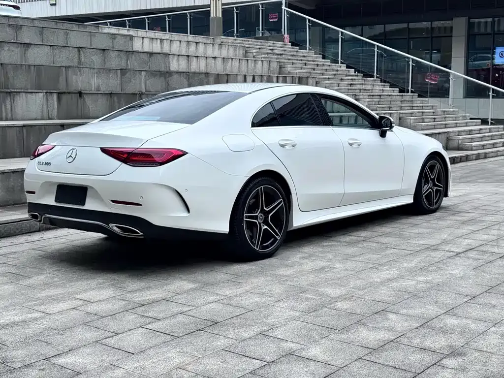 Mercedes-Benz CLS — фото 5