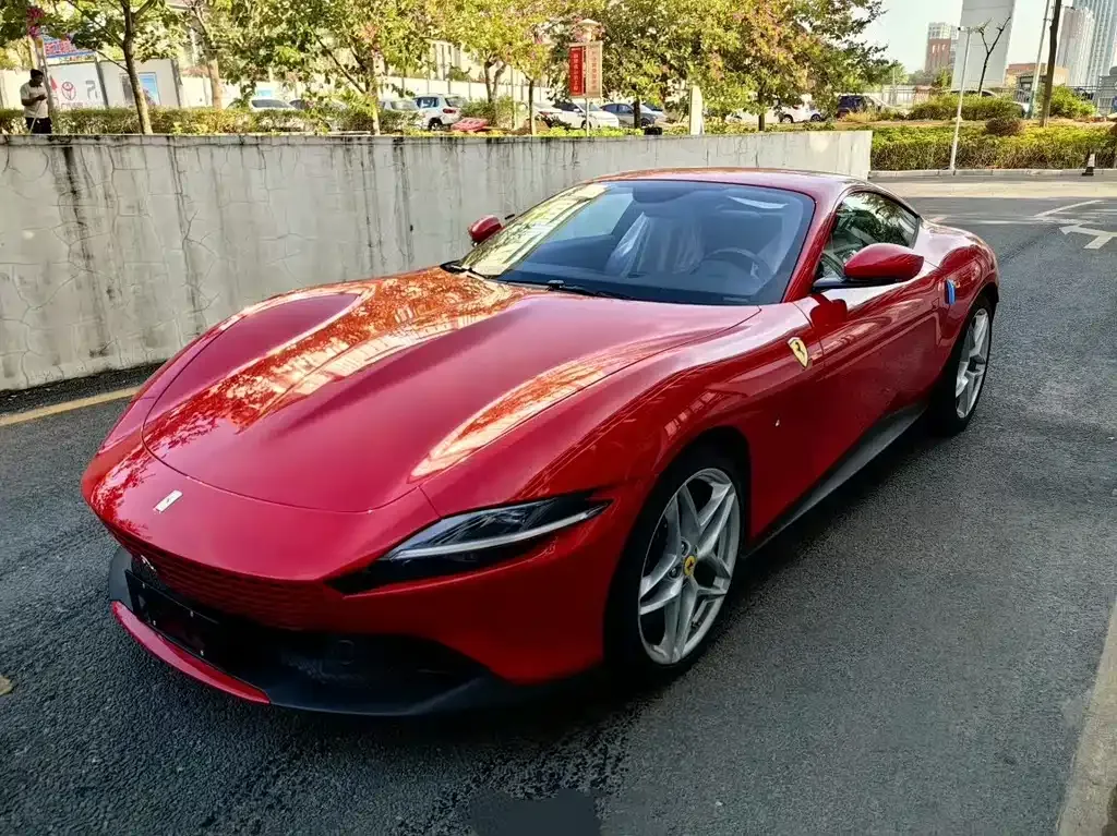 Ferrari Roma — фото 1