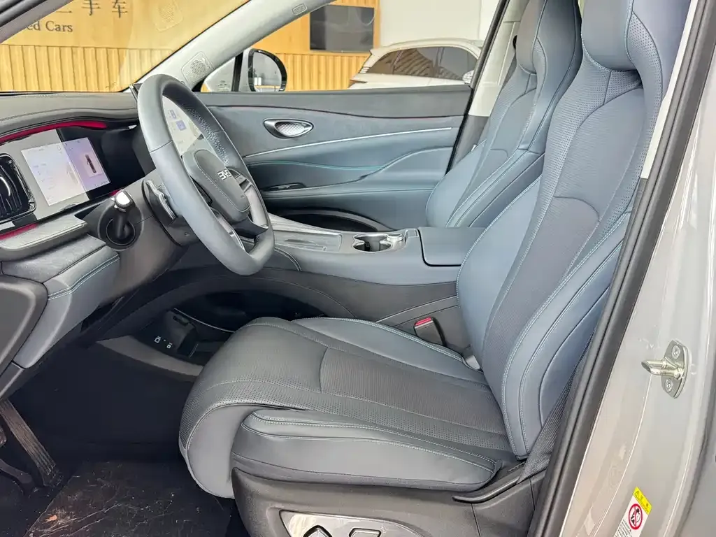 BYD Hiace 07 DM-i — фото 8