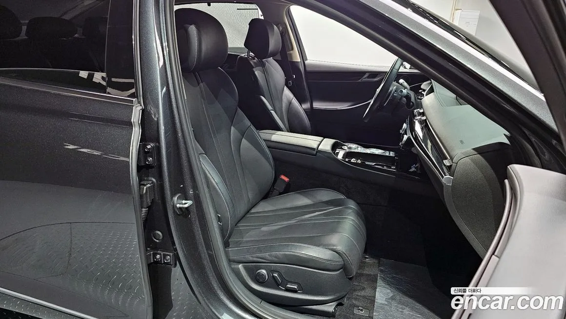 Genesis G80 — фото 10