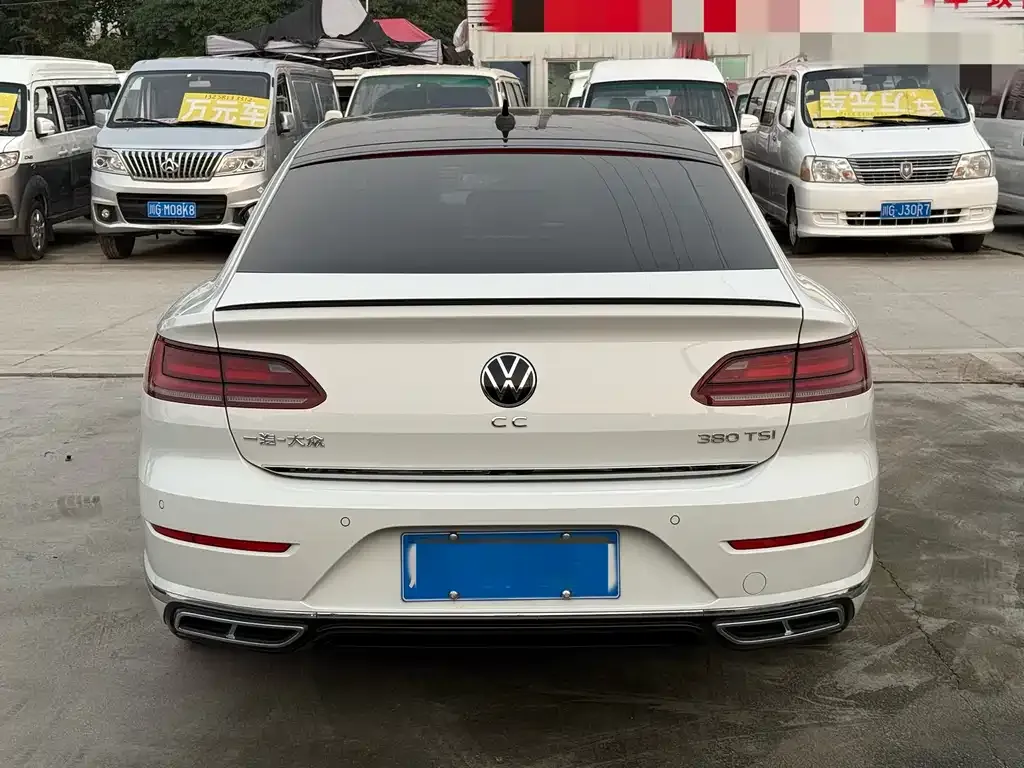 Volkswagen CC — фото 8