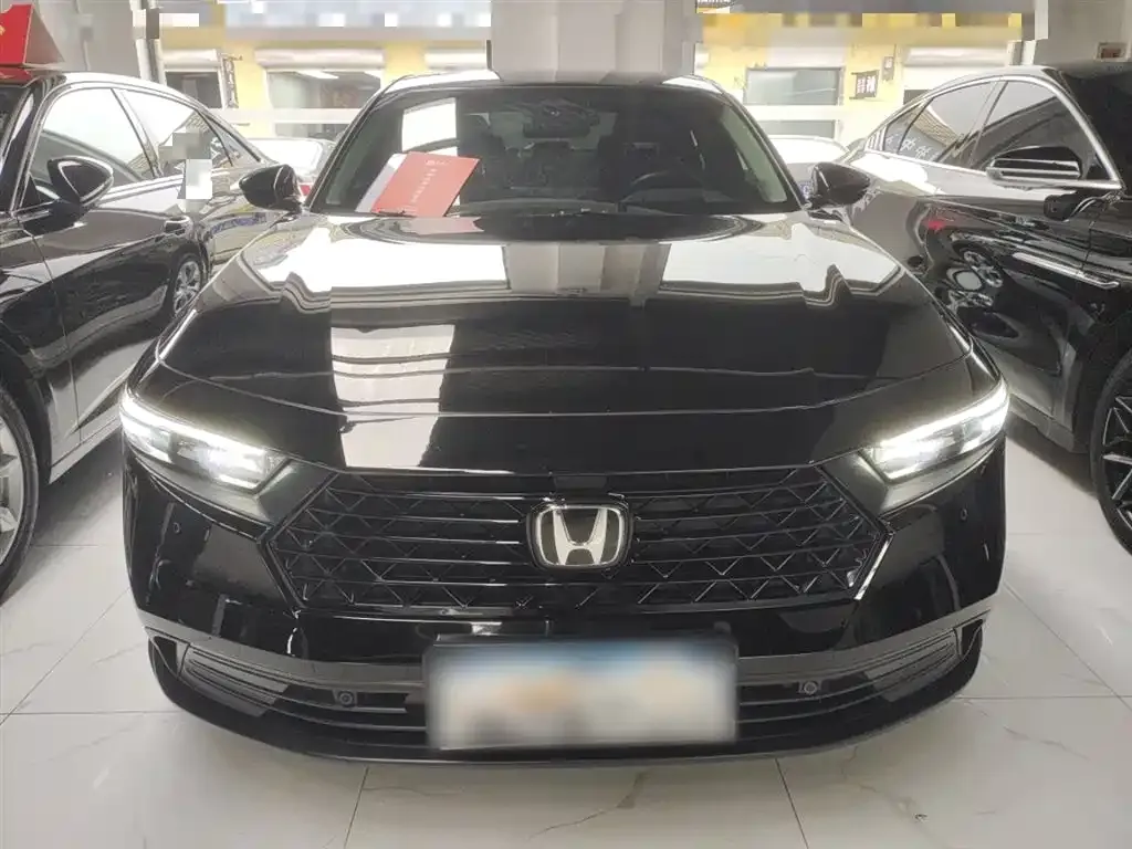 Honda Accord — фото 3