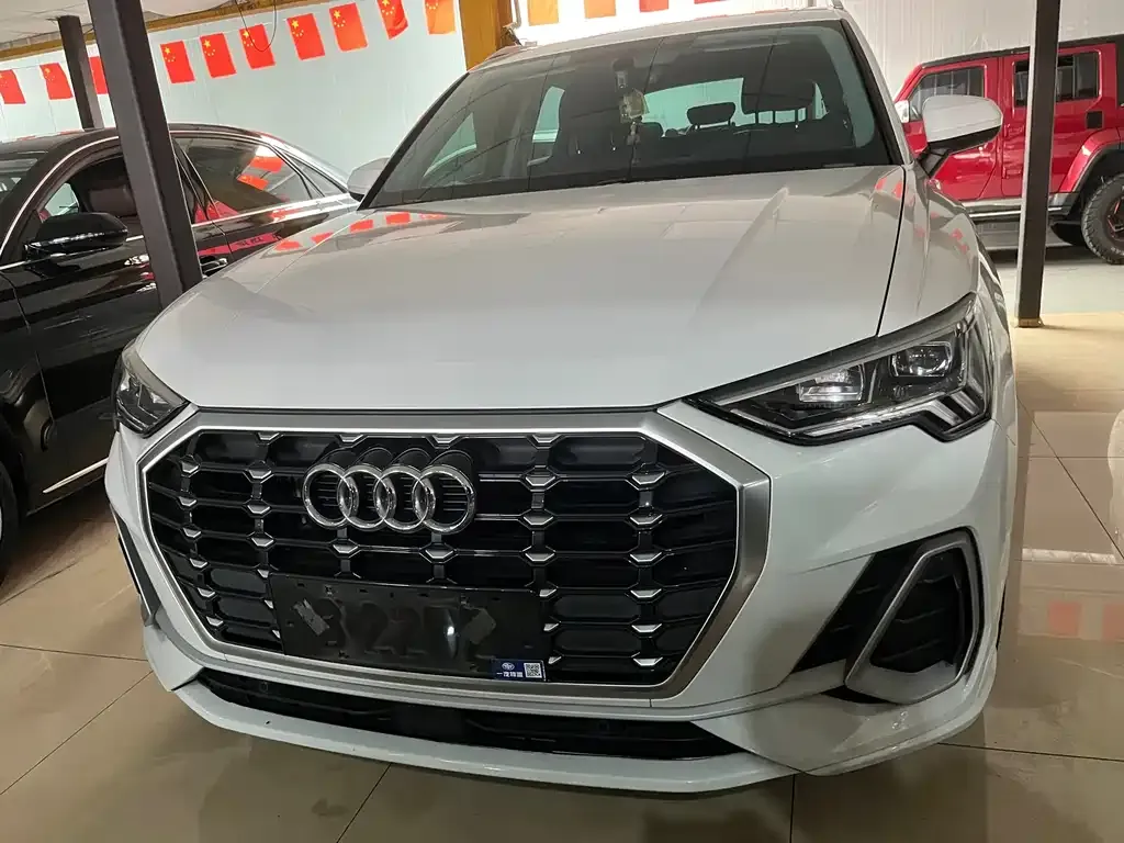 Audi Q3 — фото 2