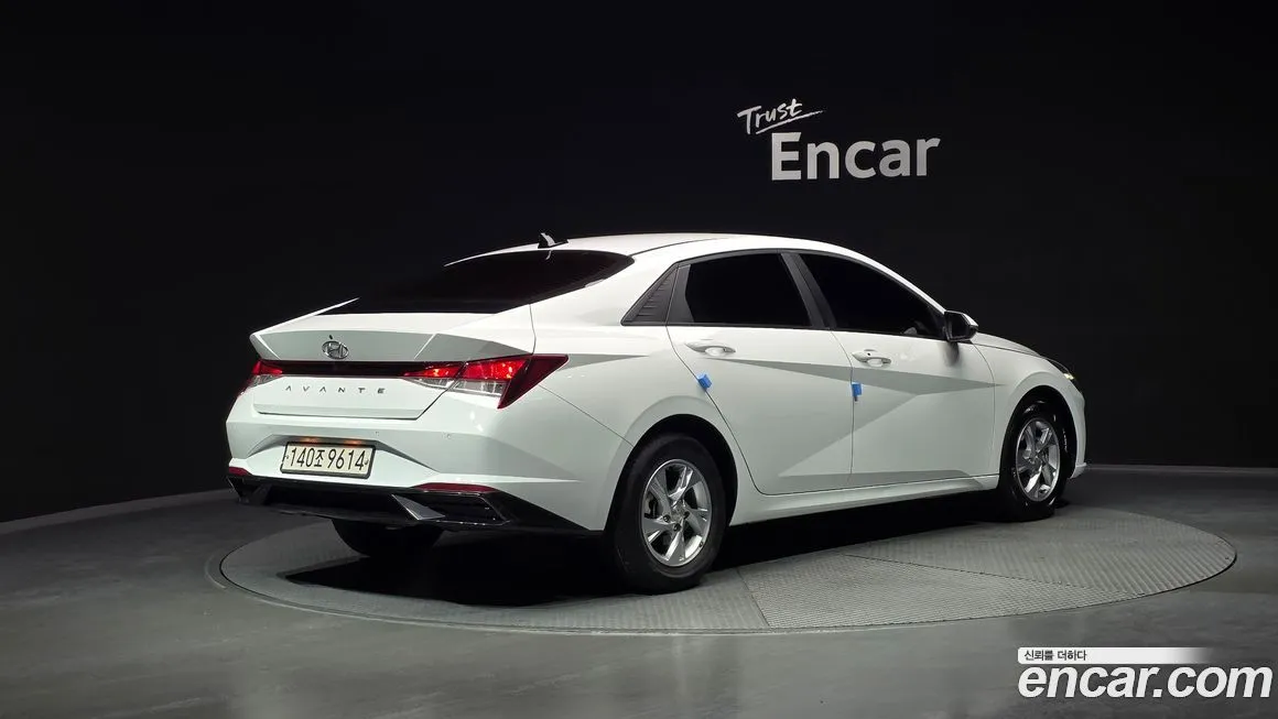 Hyundai AVANTE — фото 2