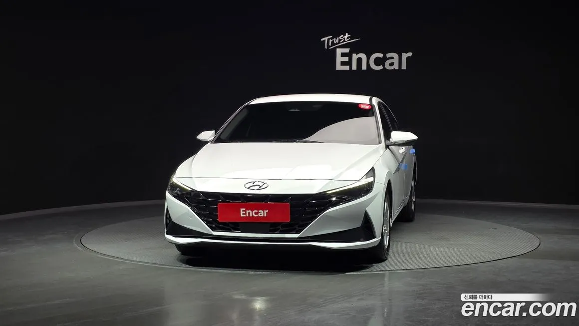 Hyundai AVANTE — фото 3