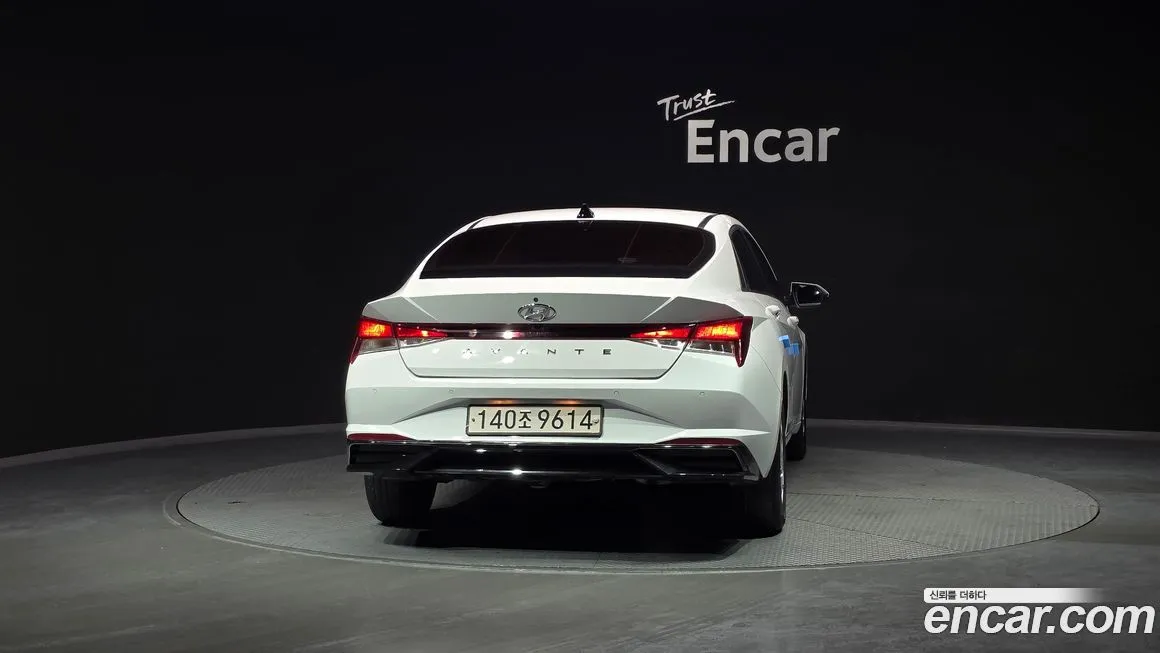 Hyundai AVANTE — фото 4