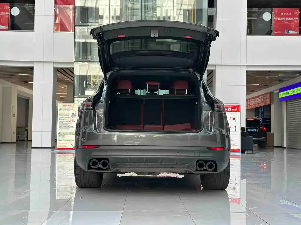 Porsche Cayenne — фото 6