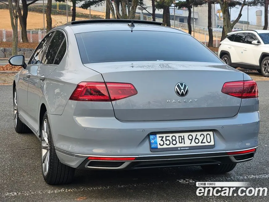 Volkswagen Passat — фото 6
