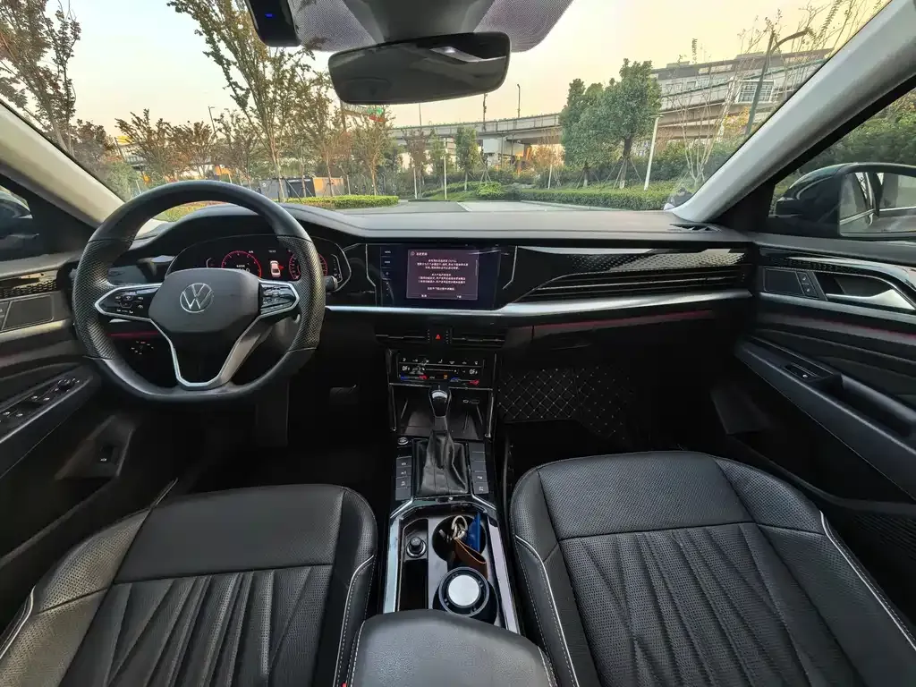 Volkswagen Passat — фото 8