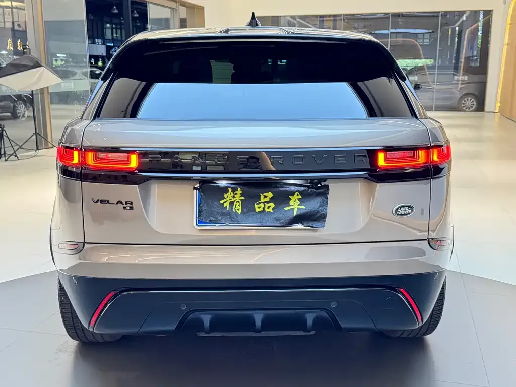 Land Rover Velar — фото 6