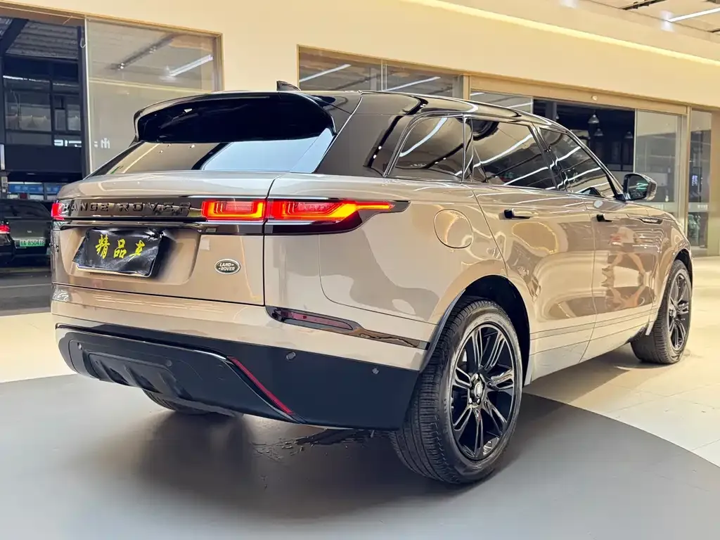 Land Rover Velar — фото 7