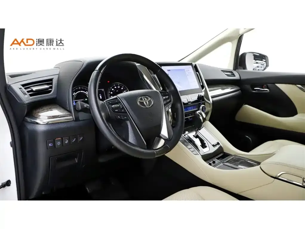 Toyota Vellfire — фото 6