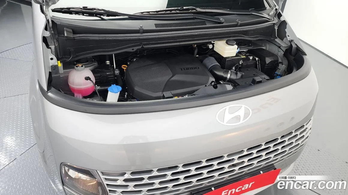Hyundai Staria — фото 6