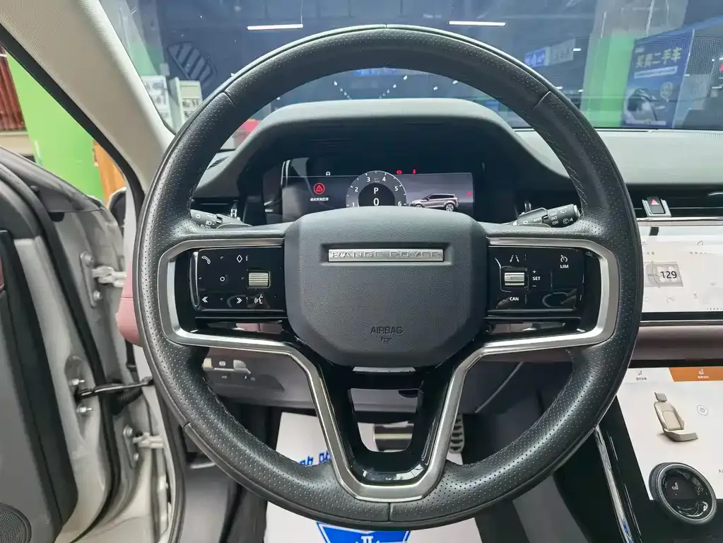 Land Rover Evoque — фото 10
