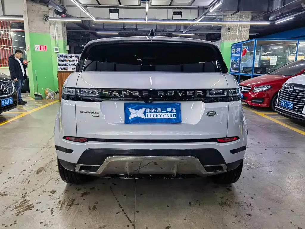 Land Rover Evoque — фото 5