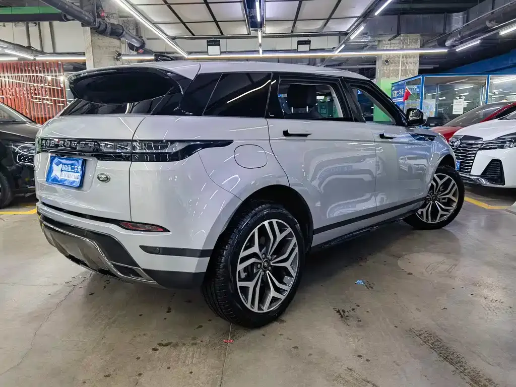 Land Rover Evoque — фото 6