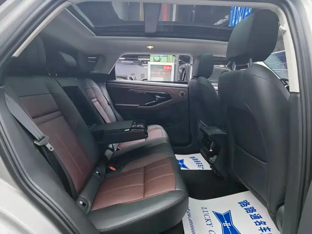 Land Rover Evoque — фото 9