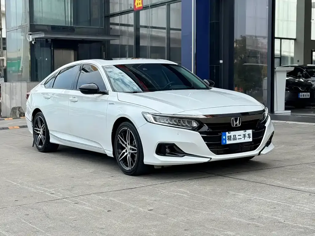Honda Accord — фото 3