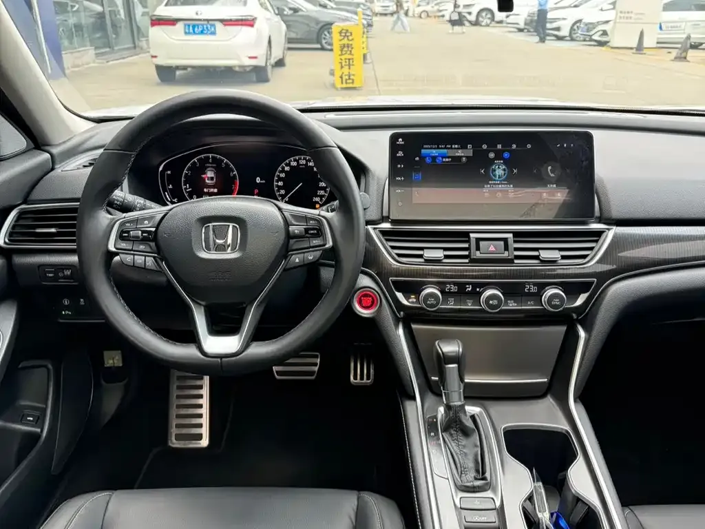 Honda Accord — фото 5
