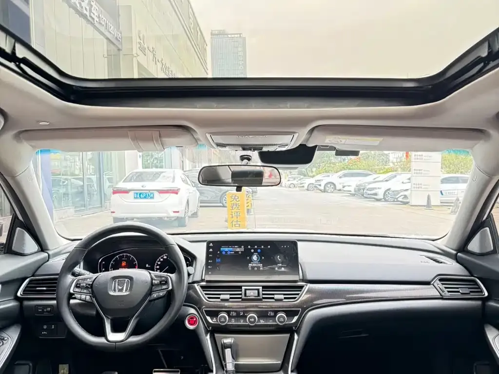 Honda Accord — фото 6
