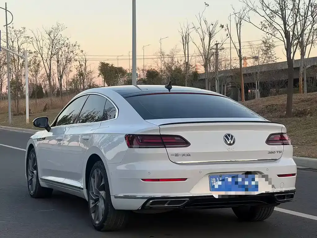 Volkswagen CC — фото 5