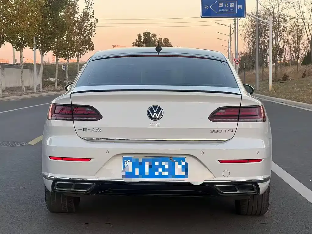 Volkswagen CC — фото 6