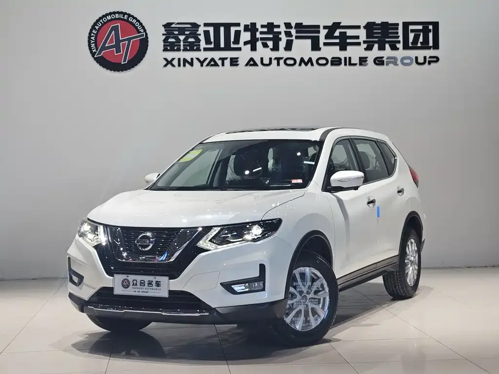 Nissan X-Trail — фото 1
