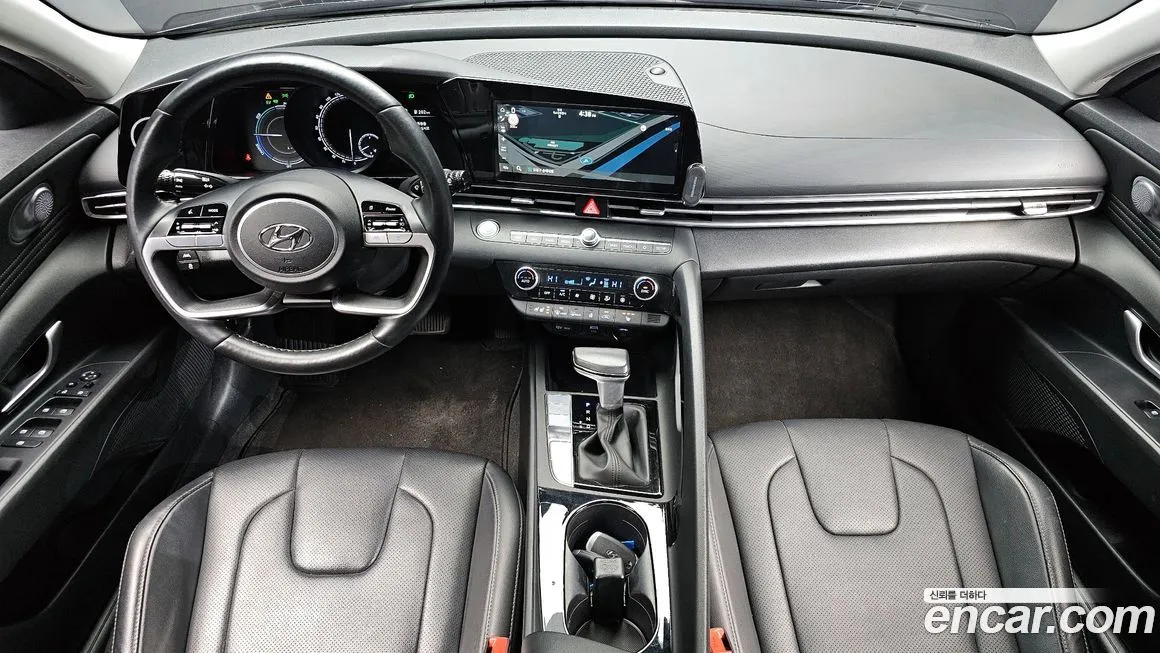 Hyundai AVANTE — фото 7