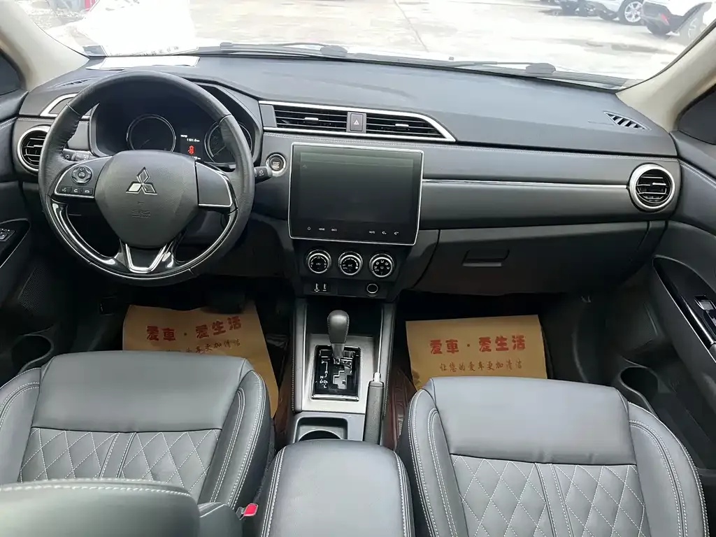 Mitsubishi ASX — фото 9