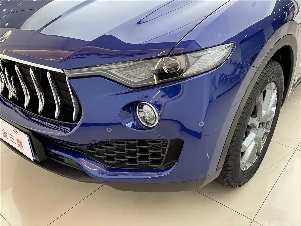 Maserati Levante — фото 6