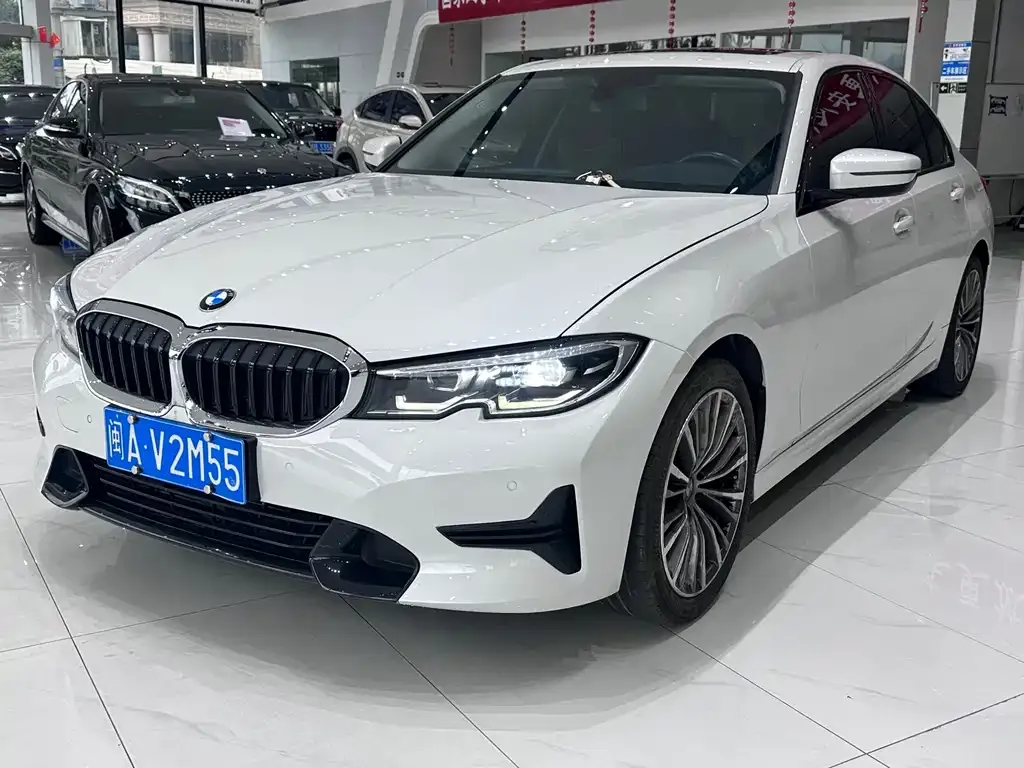 BMW 3 Series — фото 1