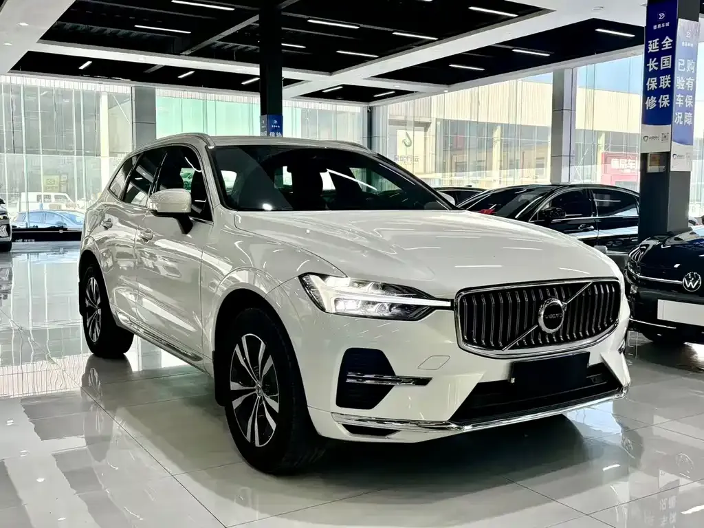 Volvo XC60 — фото 3