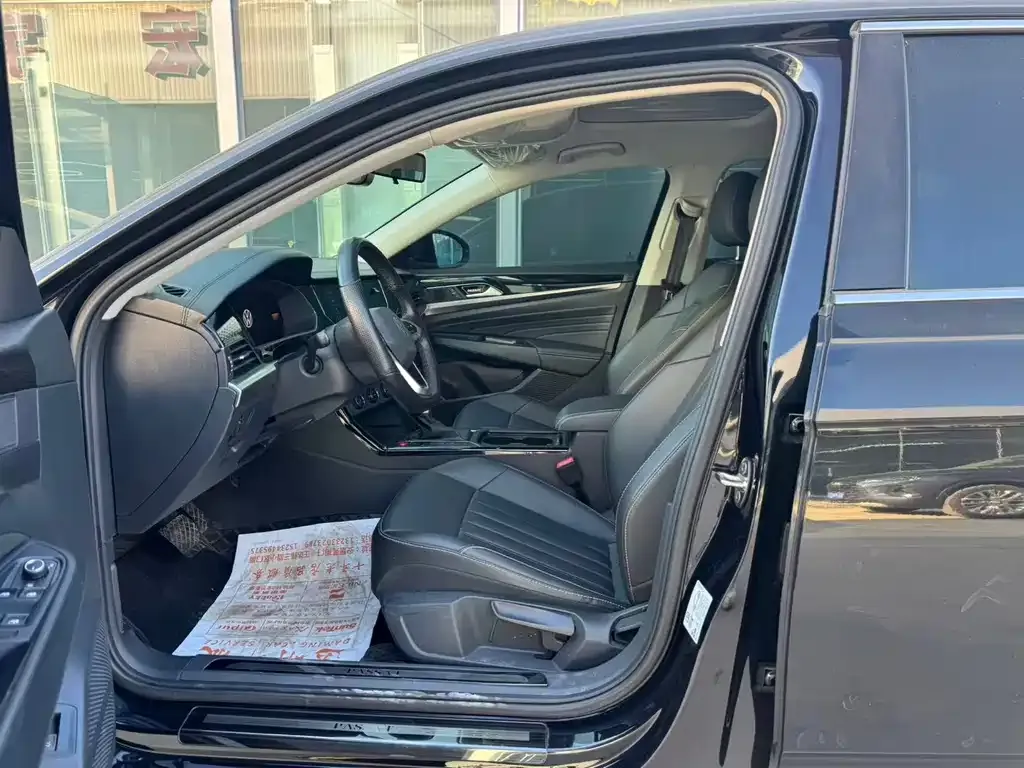 Volkswagen Passat — фото 6