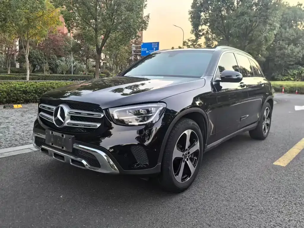 Mercedes-Benz GLC — фото 1
