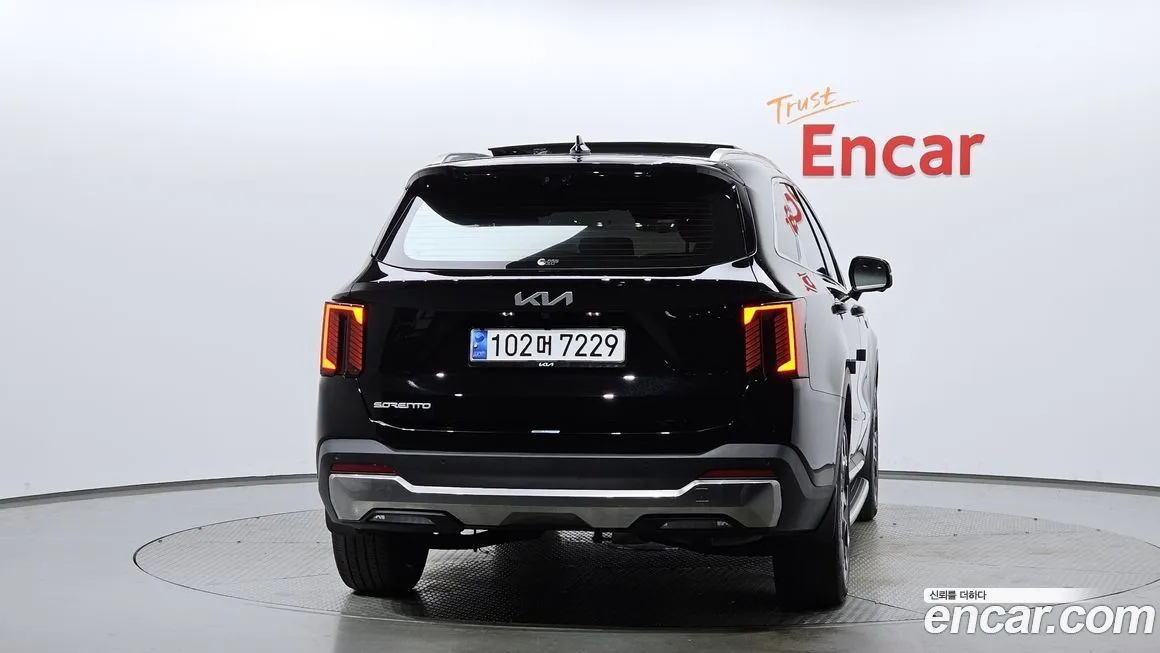 Kia Sorento — фото 4