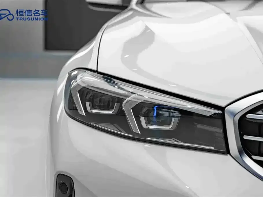 BMW 3 Series — фото 10