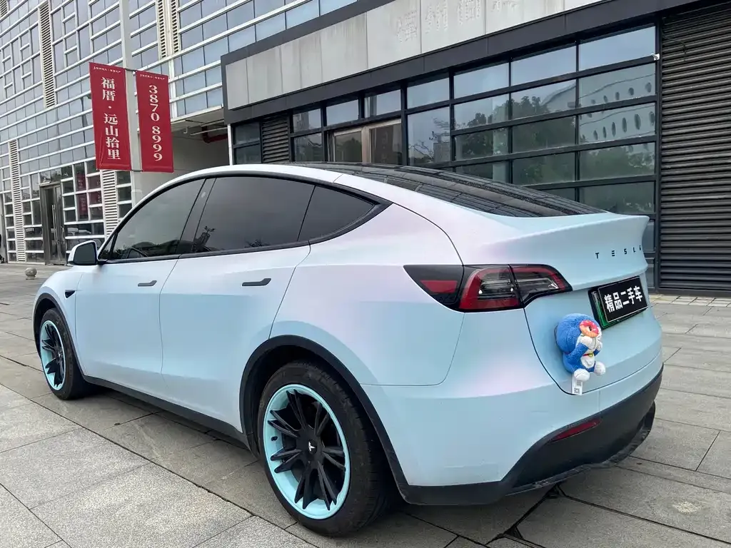 Tesla Model Y — фото 4