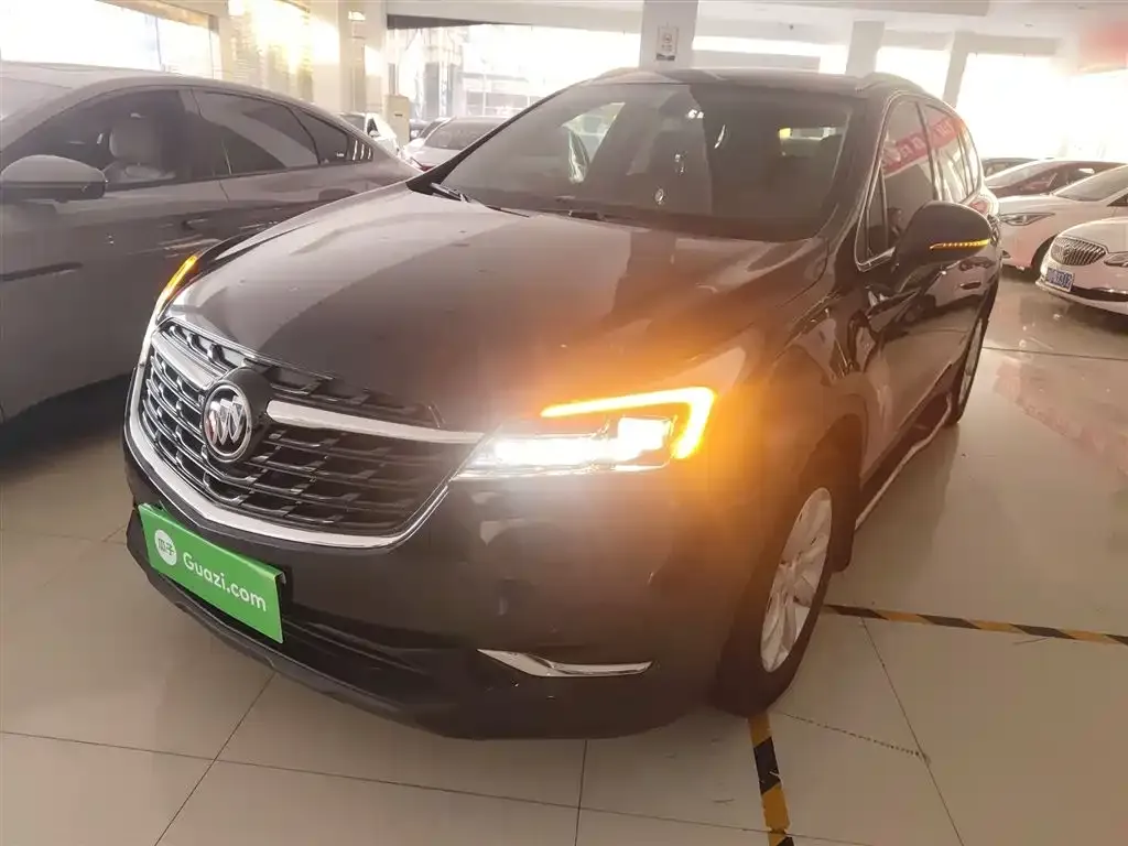 Buick Envision Plus — фото 2