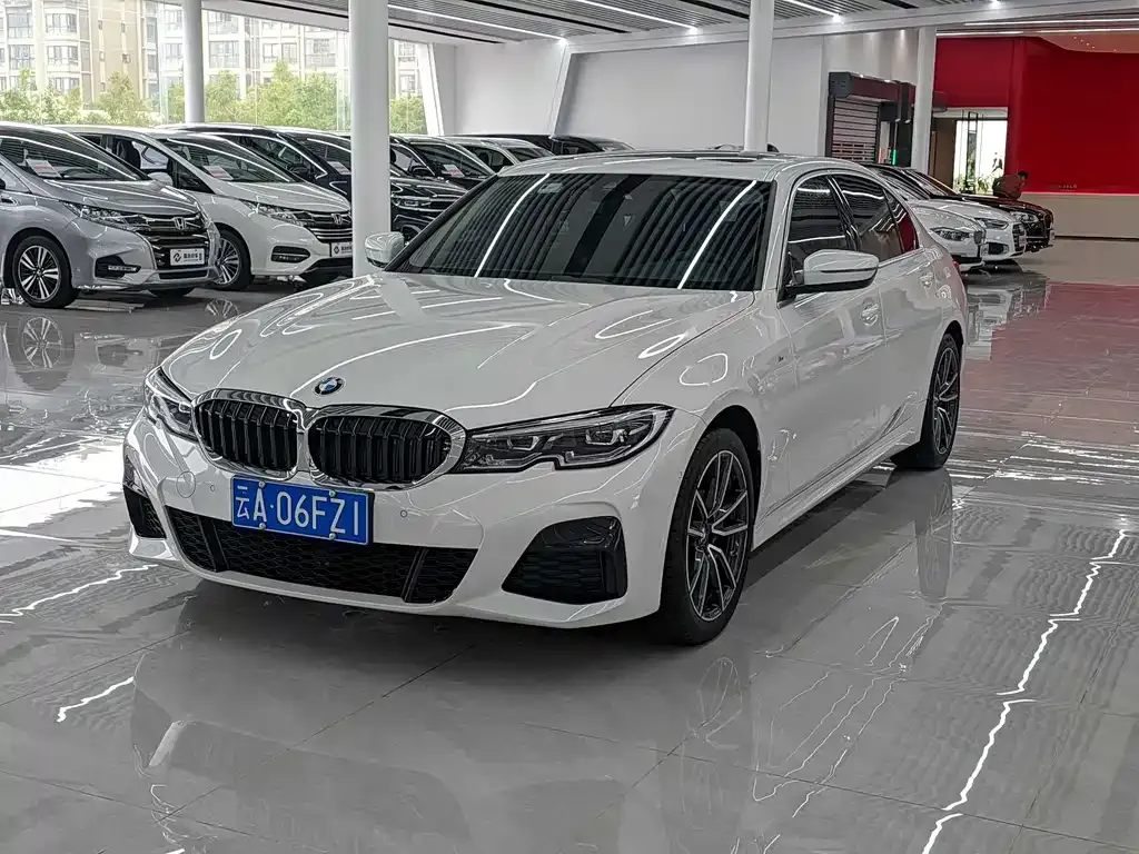 BMW 3 Series — фото 1