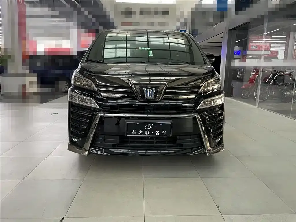 Toyota Vellfire — фото 2
